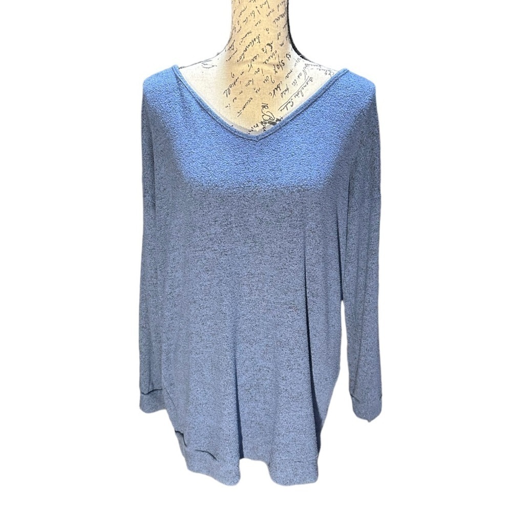 Cupio Blue Sweater - Sweatshirt Size Large